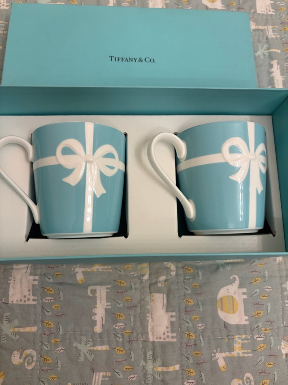 Tiffany & Co Mug Set of 2 (PRICE FIRM)